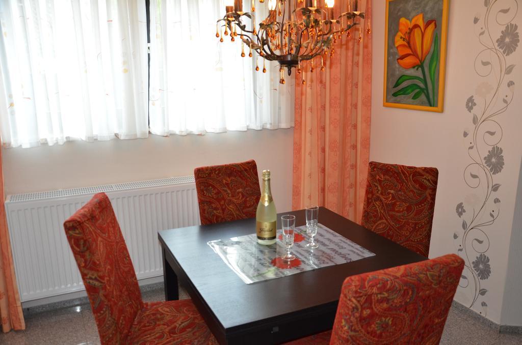 Ferienwohnung In Fuhlenbrock บอททรอพ ห้อง รูปภาพ