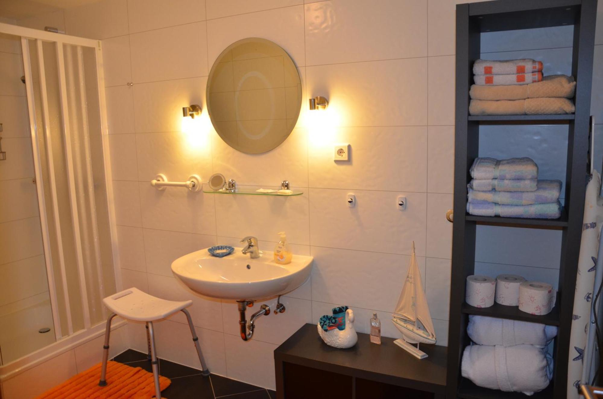 Ferienwohnung In Fuhlenbrock บอททรอพ ภายนอก รูปภาพ