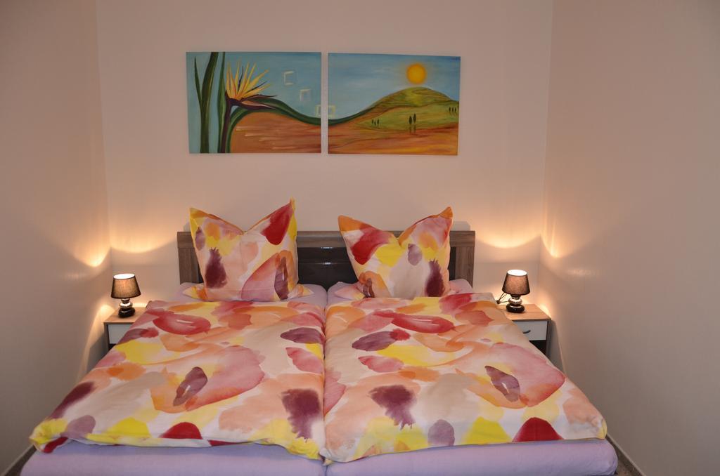 Ferienwohnung In Fuhlenbrock บอททรอพ ห้อง รูปภาพ